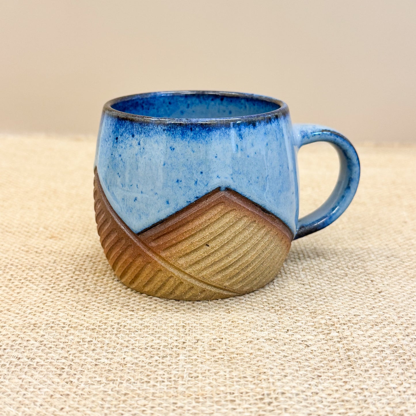 TEA CUP : Handmade ceramic mug