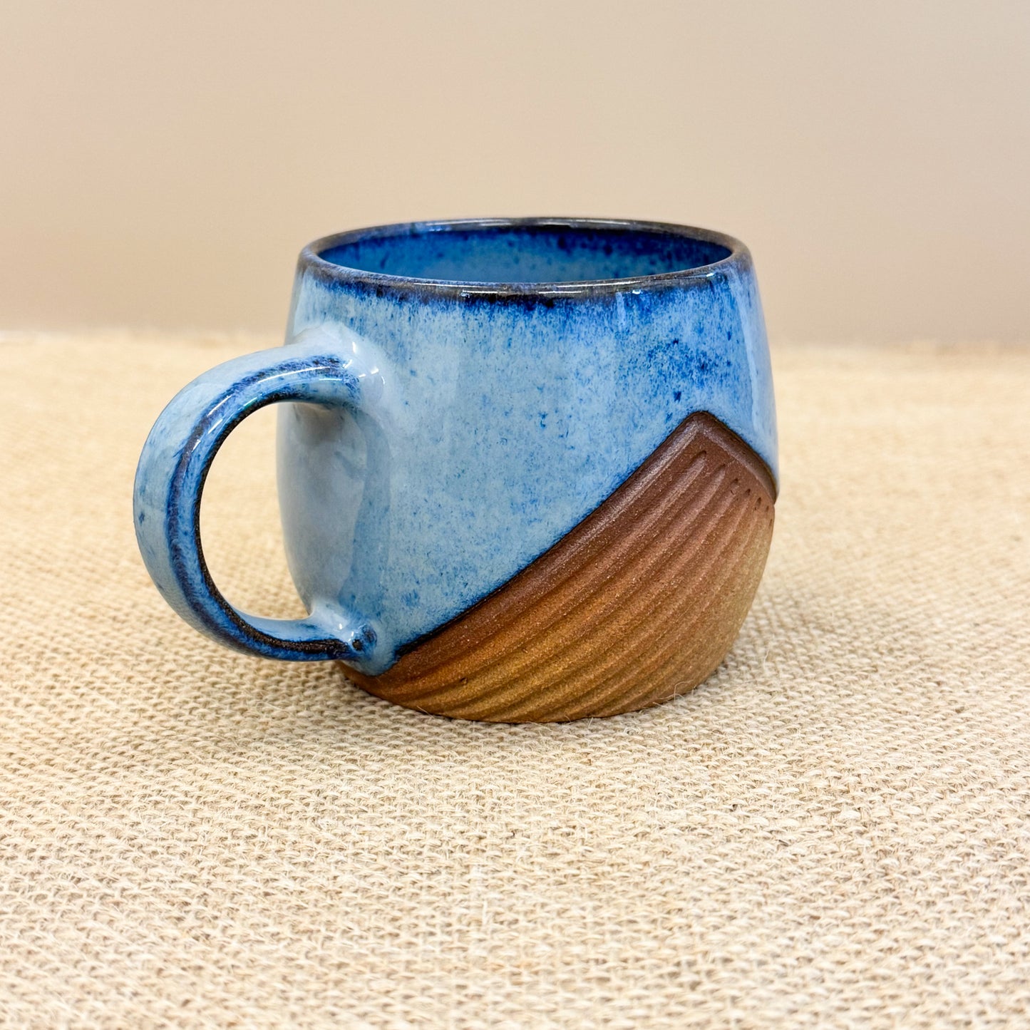 TEA CUP : Handmade ceramic mug