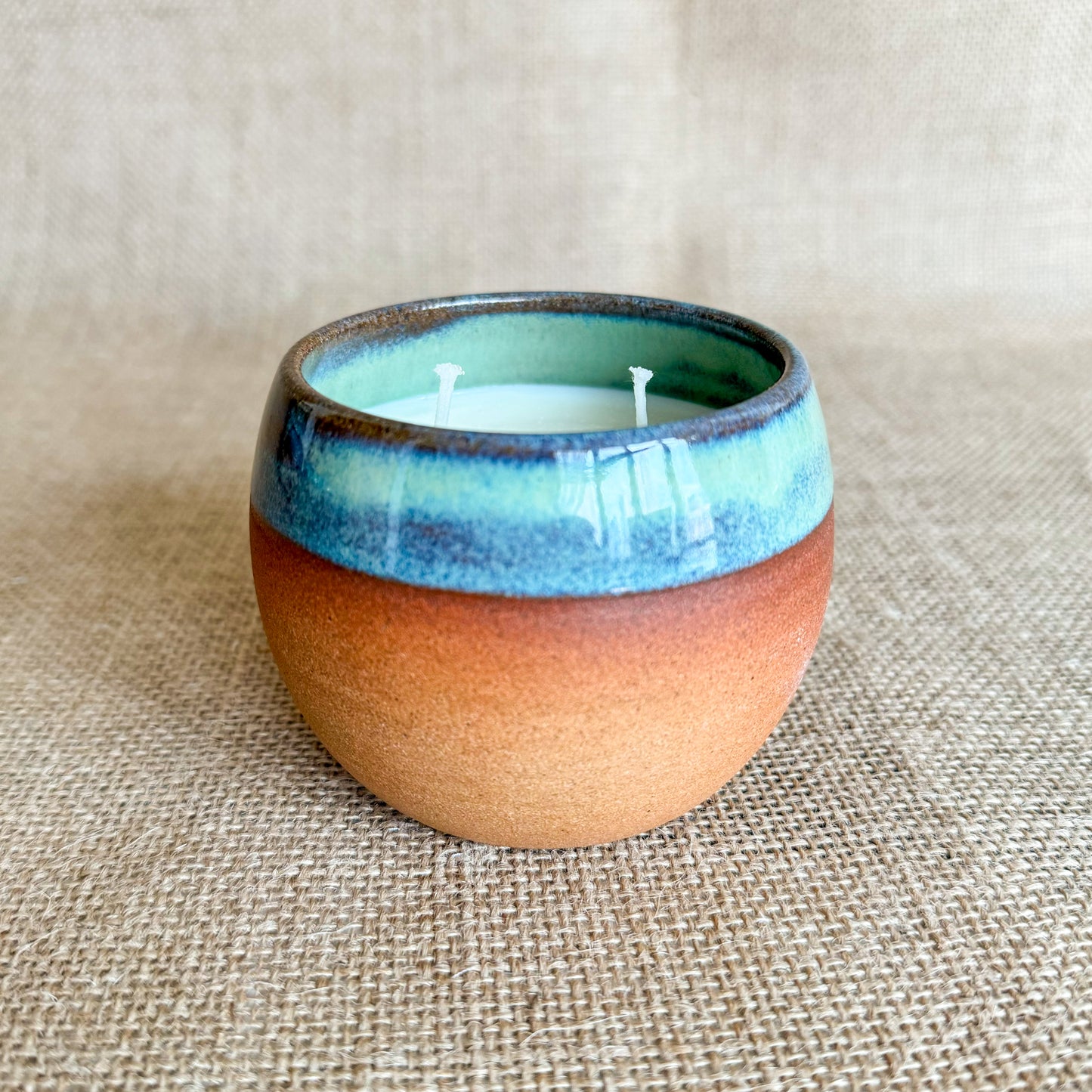 CANDLE : Handmade ceramic Soy Wax Candle