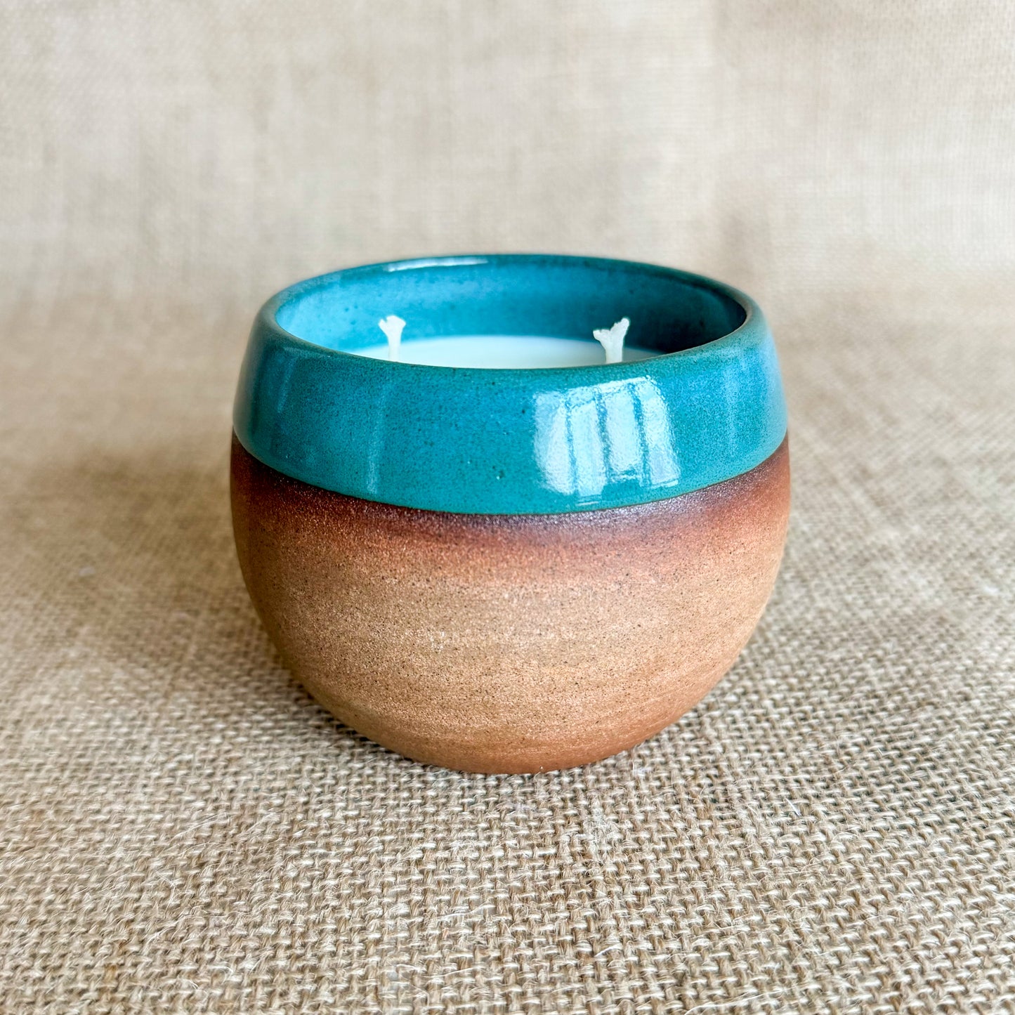 CANDLE : Handmade ceramic Soy Wax Candle