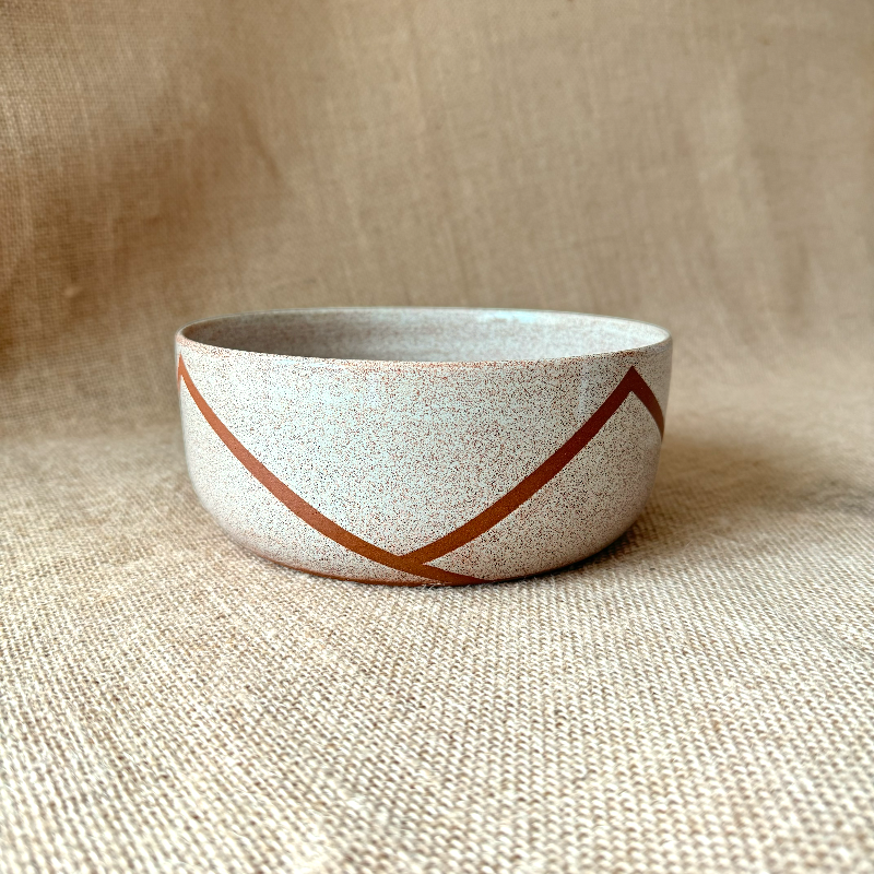 Handmade ceramic serving bowl Creme Rust