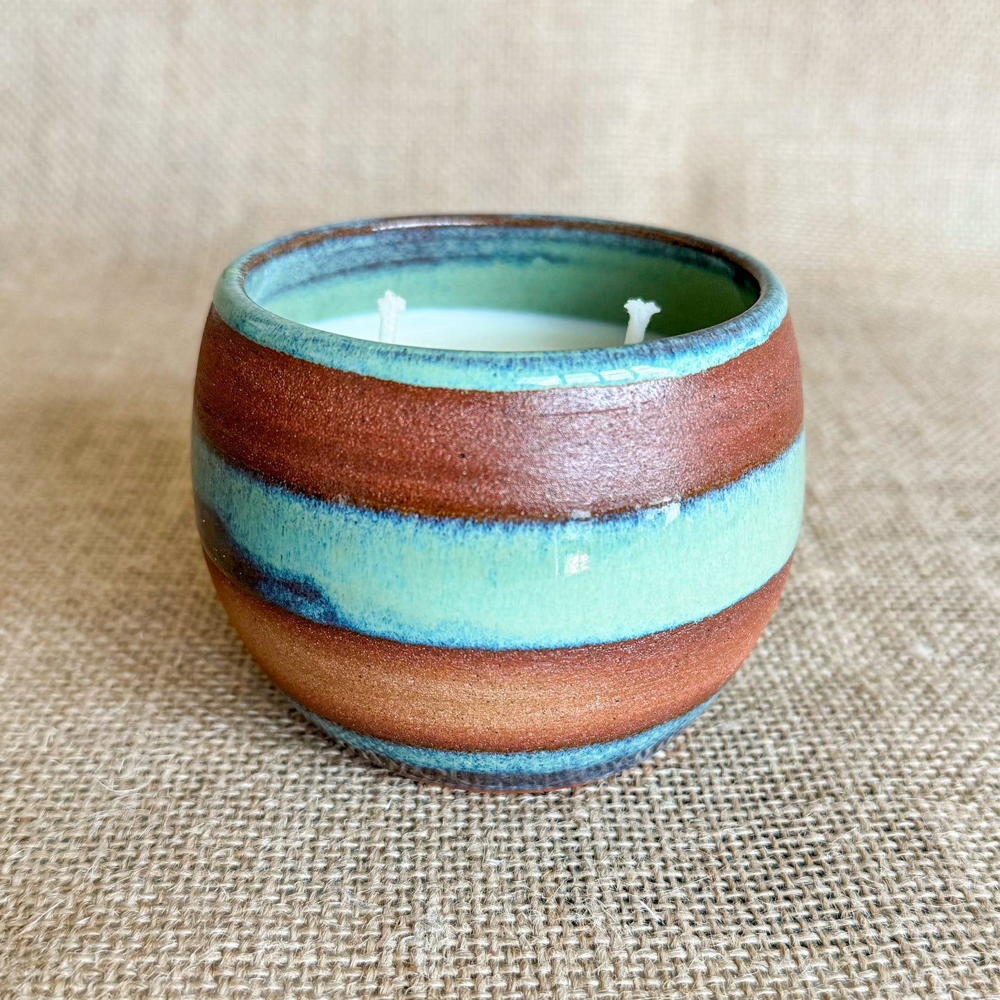 CANDLE : Handmade ceramic Soy Wax Candle