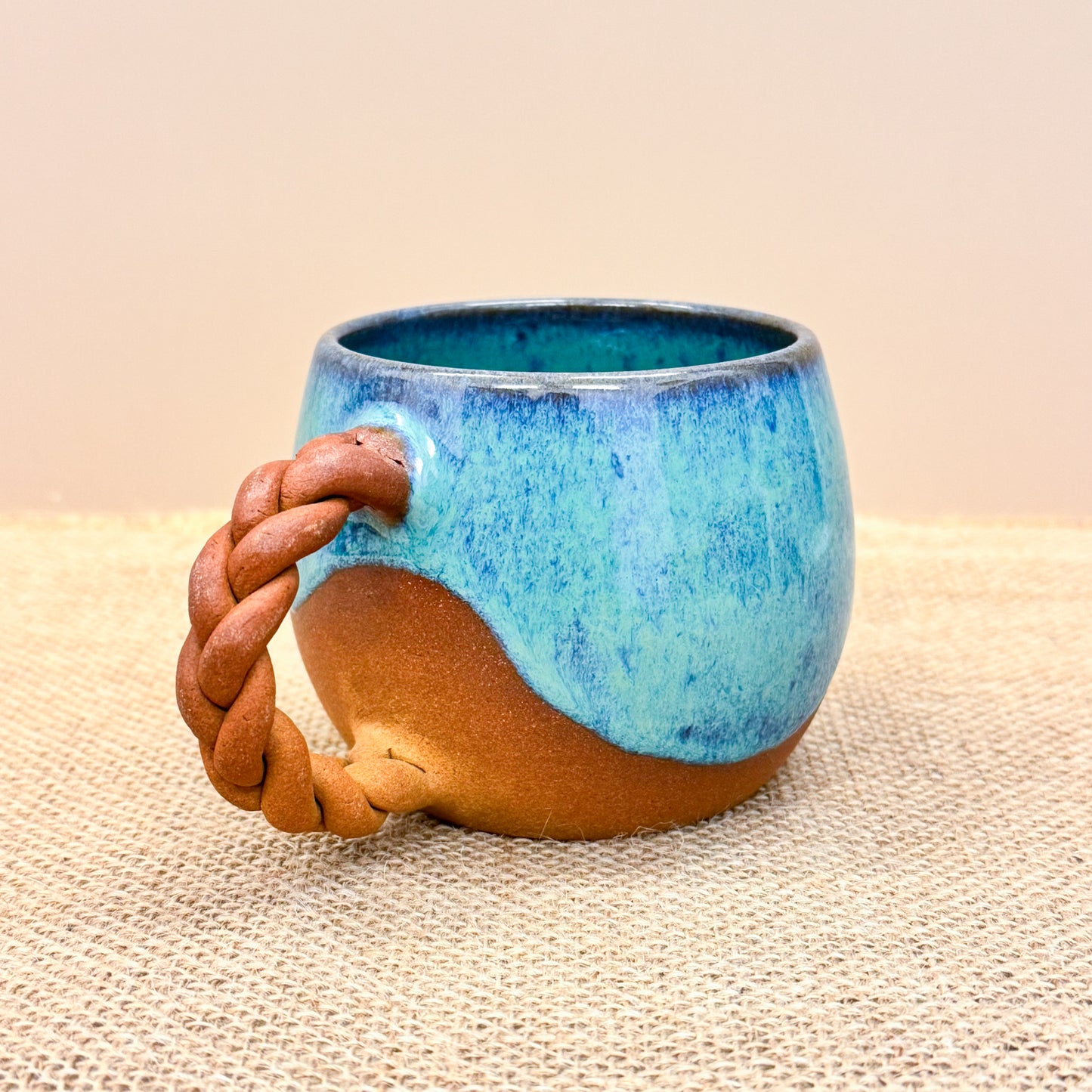 TEA CUP : Handmade ceramic mug