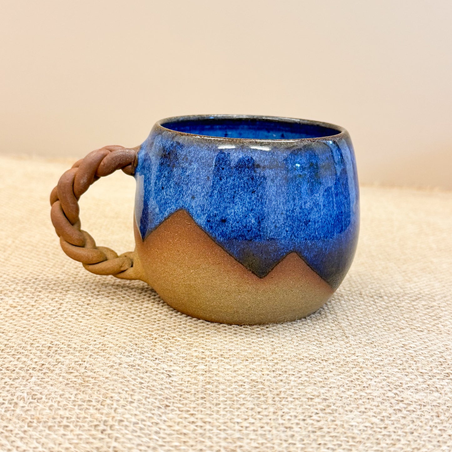TEA CUP : Handmade ceramic mug