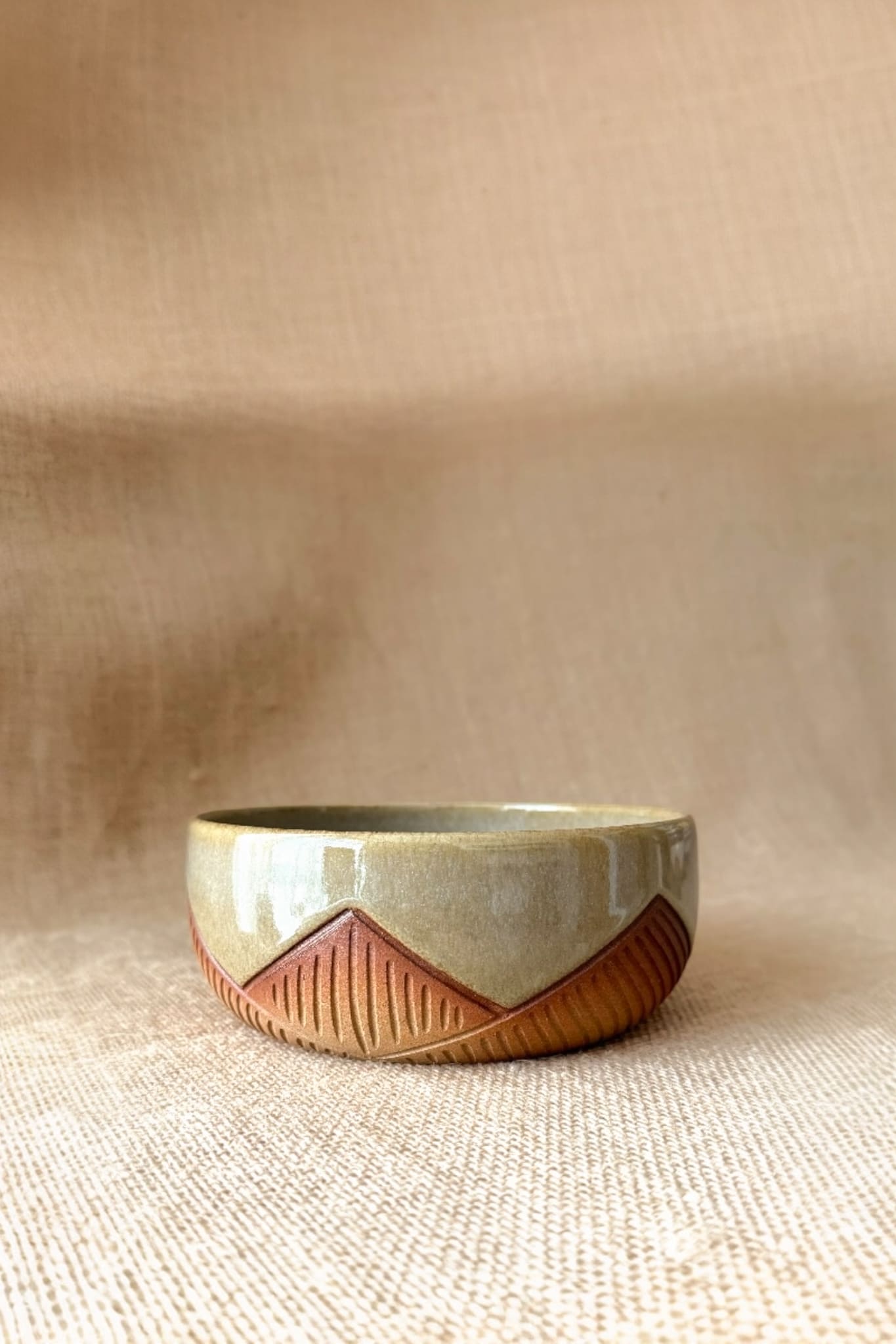 Tiger Hill Serving Bowl: Medium