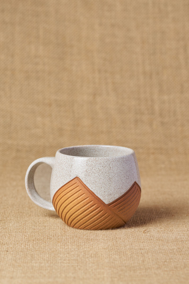 Tiger Hill Round Mug