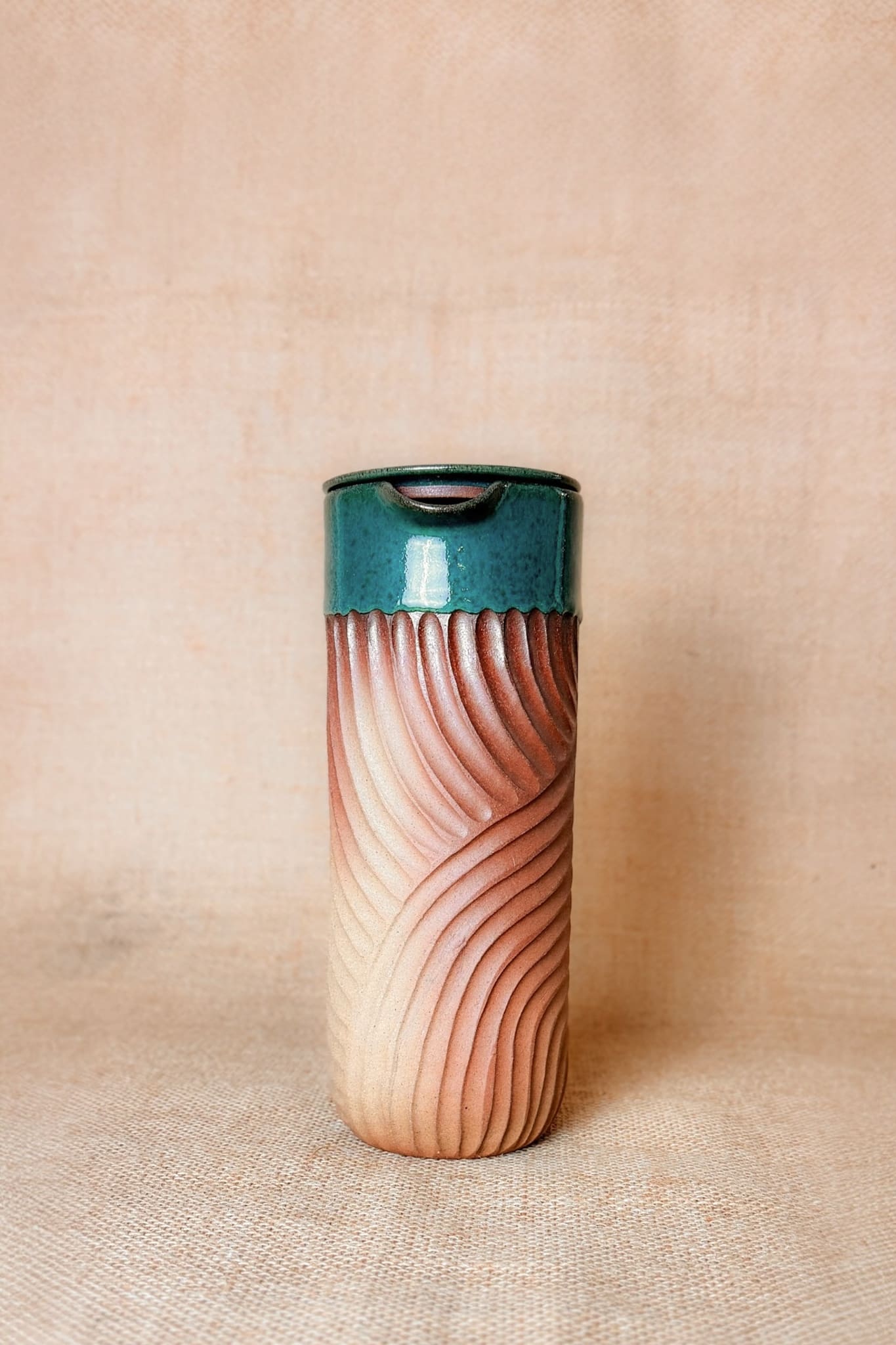 Gata Loop Carafe With Lid