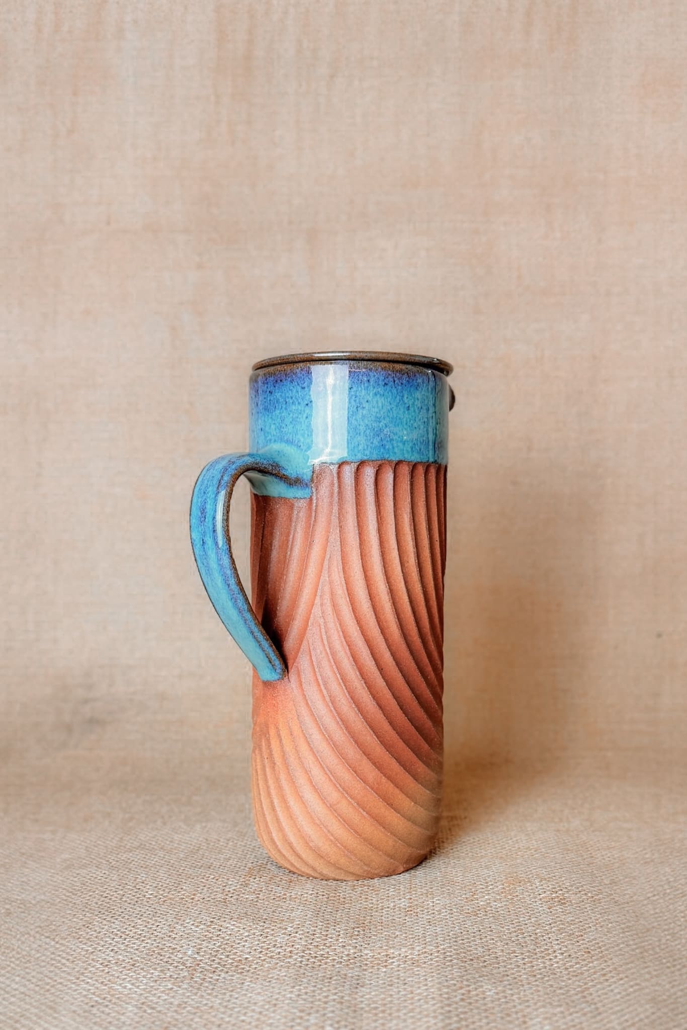 Gata Loop Carafe With Lid